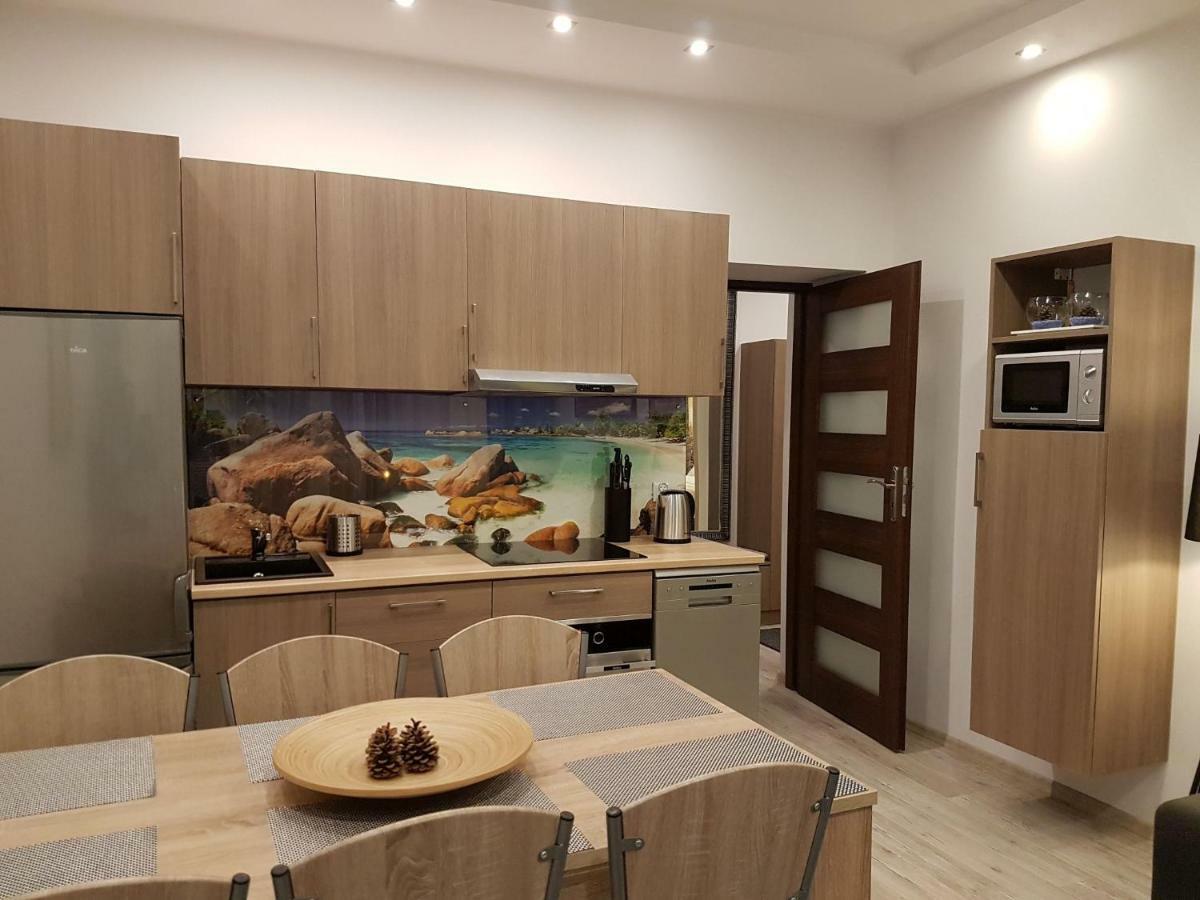 Apartmán Q Apart Stary Rynek Lodž Exteriér fotografie